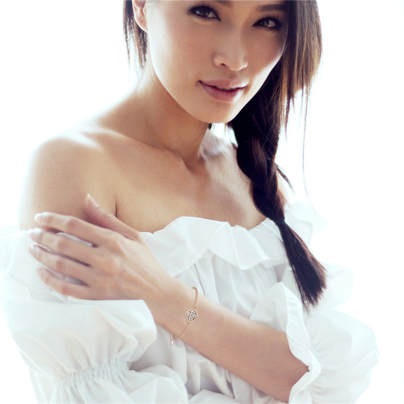Classic Clover Bracelet, Cyncerity Jewellery with crystals from Swarovski®